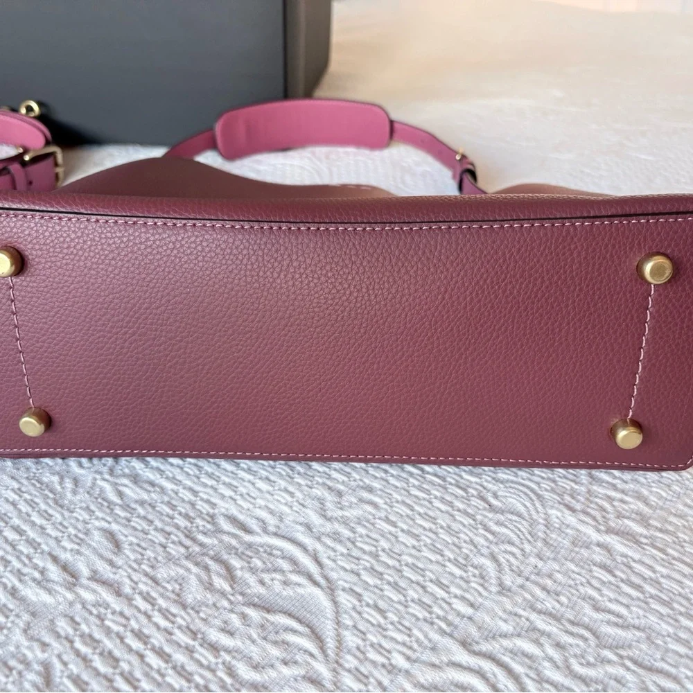 Coach Willow Shoulder Bag - Picture 3 of 10